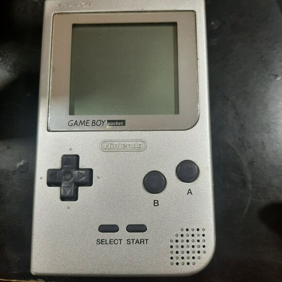 Nintendo Game Boy Pocket Silver With PowerPak Battery Pack Model MGB-001 - Picture 1 of 6